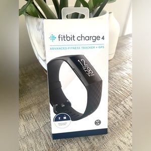 Fitbit Charge 4